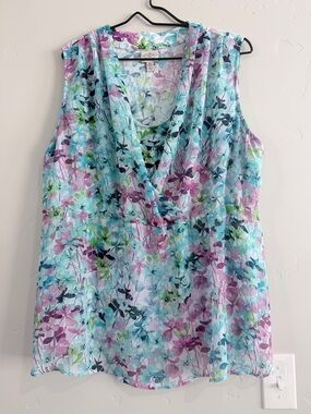 St. John's Bay Aqua Multi Floral Sleeveless V-Neck Blouse
